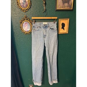 Abercrombie and Fitch The 90s Straight Ultra High Rise Cuffed Denim Jeans Size 2